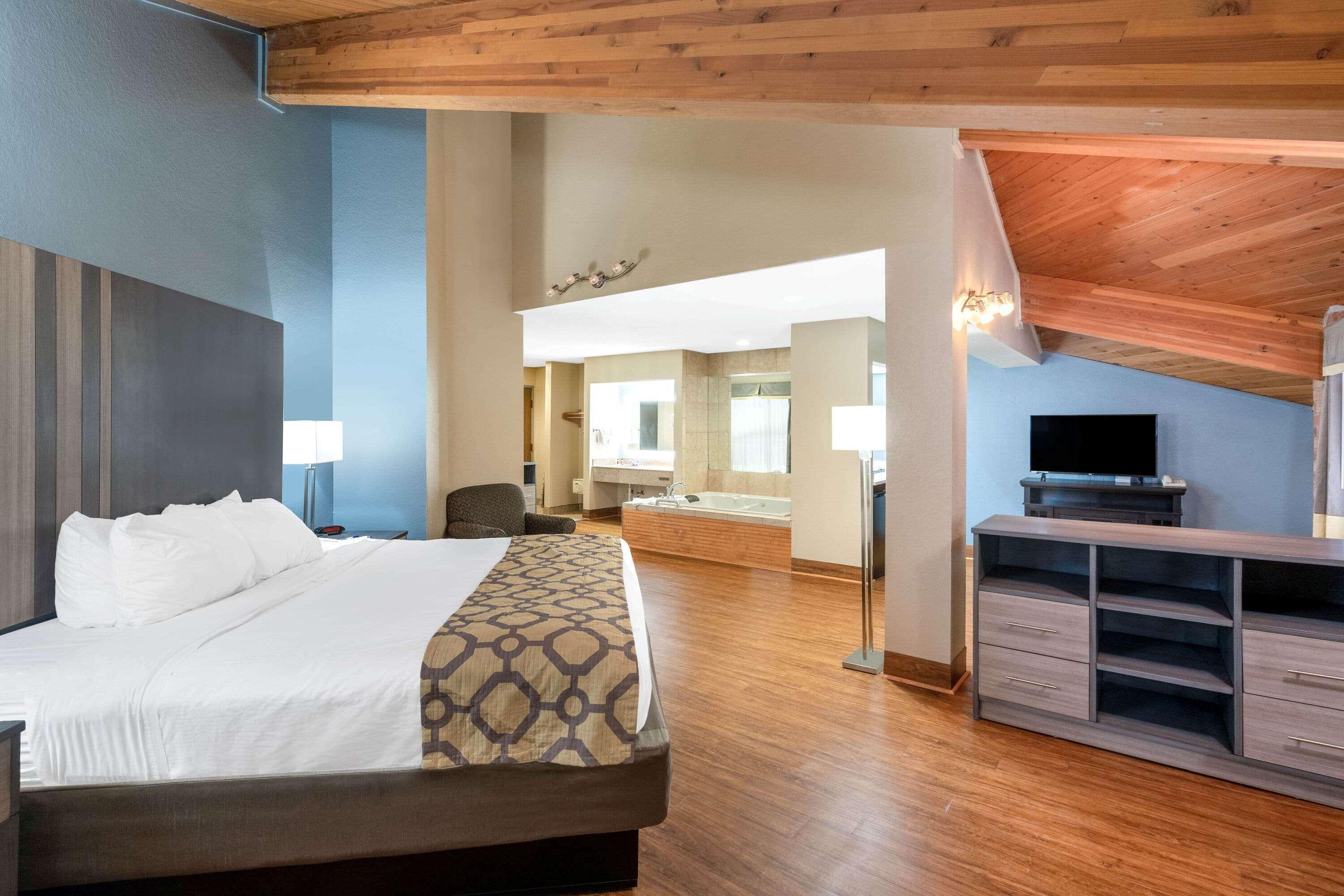 Baymont By Wyndham Tupelo Motel Eksteriør billede