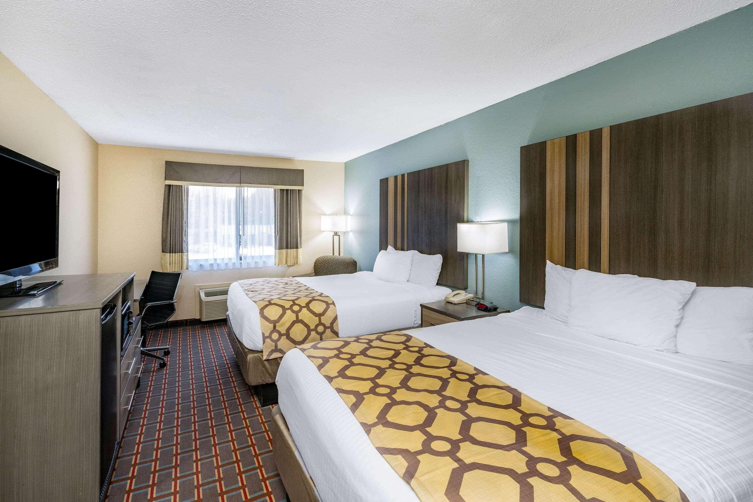 Baymont By Wyndham Tupelo Motel Eksteriør billede