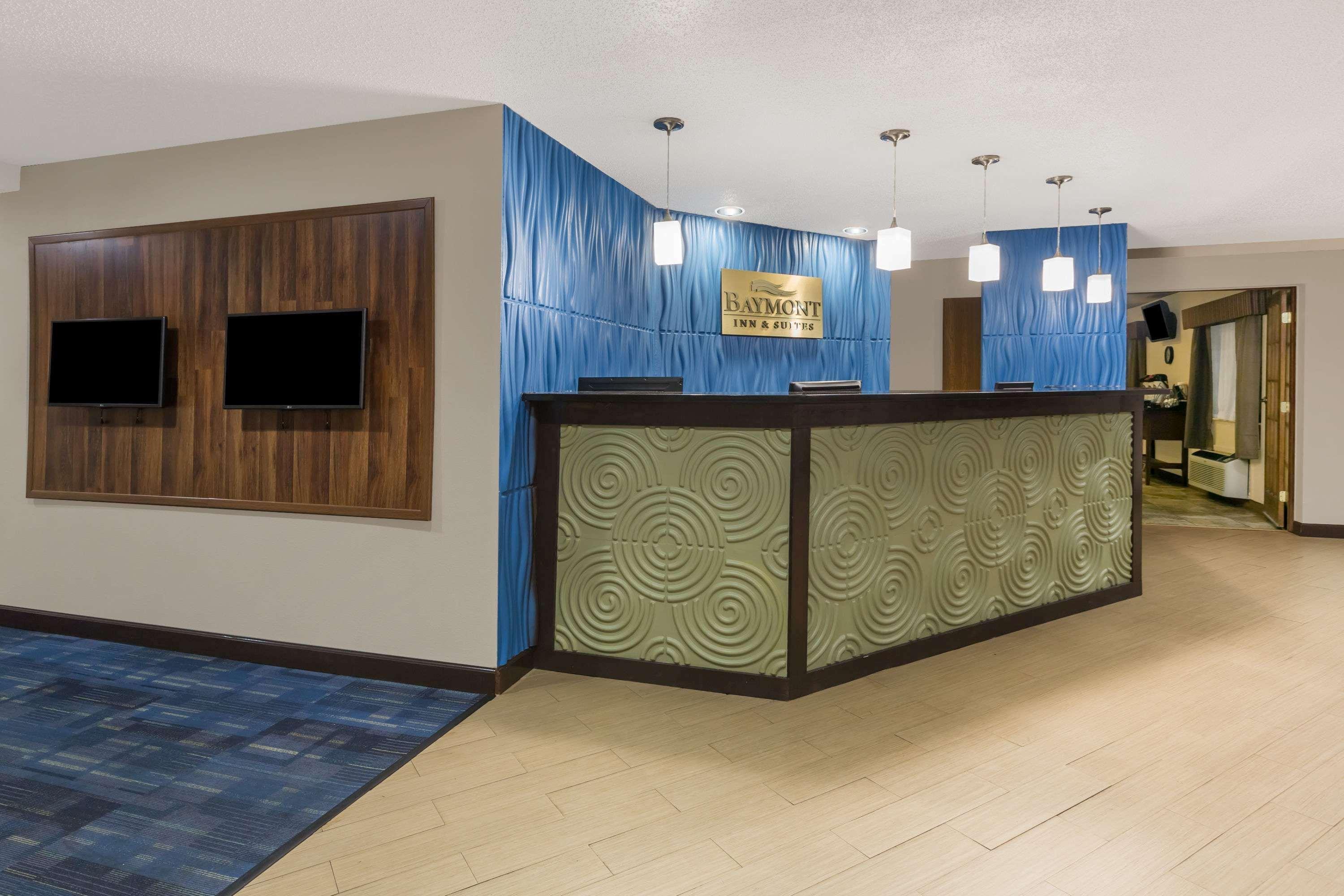 Baymont By Wyndham Tupelo Motel Eksteriør billede