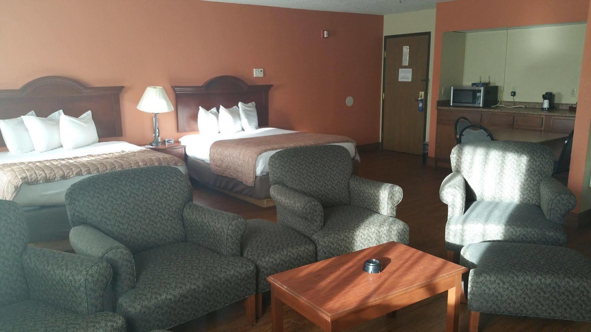Baymont By Wyndham Tupelo Motel Eksteriør billede